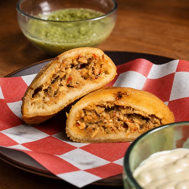 Fish Empanada / Empanada de Cazón.